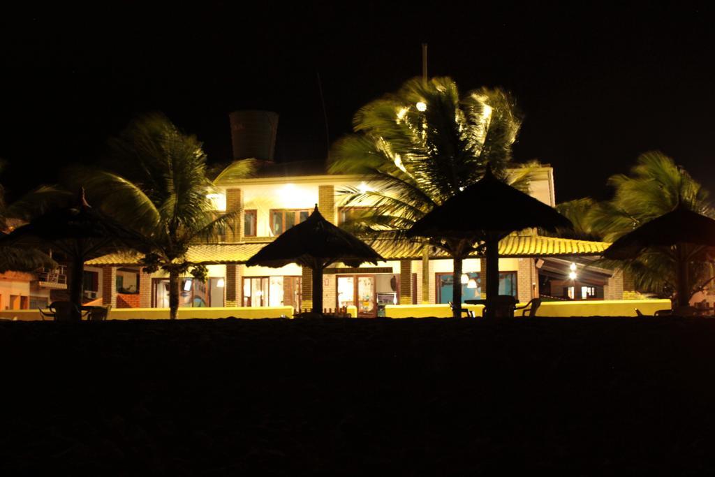 Pousada Venezia Tropicale จาปาราตินกา ภายนอก รูปภาพ