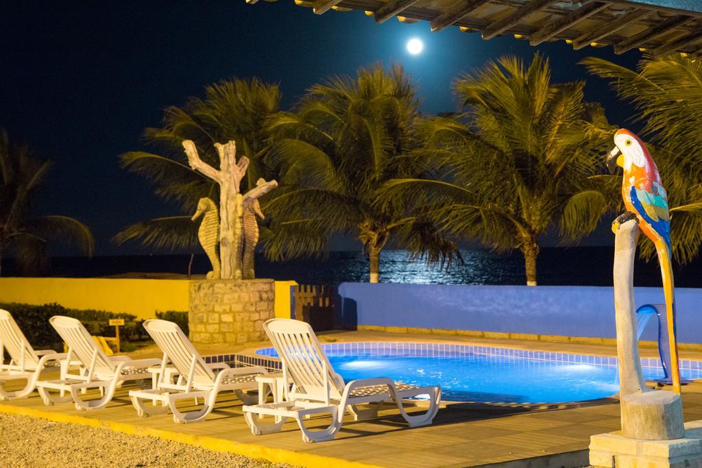 Pousada Venezia Tropicale จาปาราตินกา ภายนอก รูปภาพ